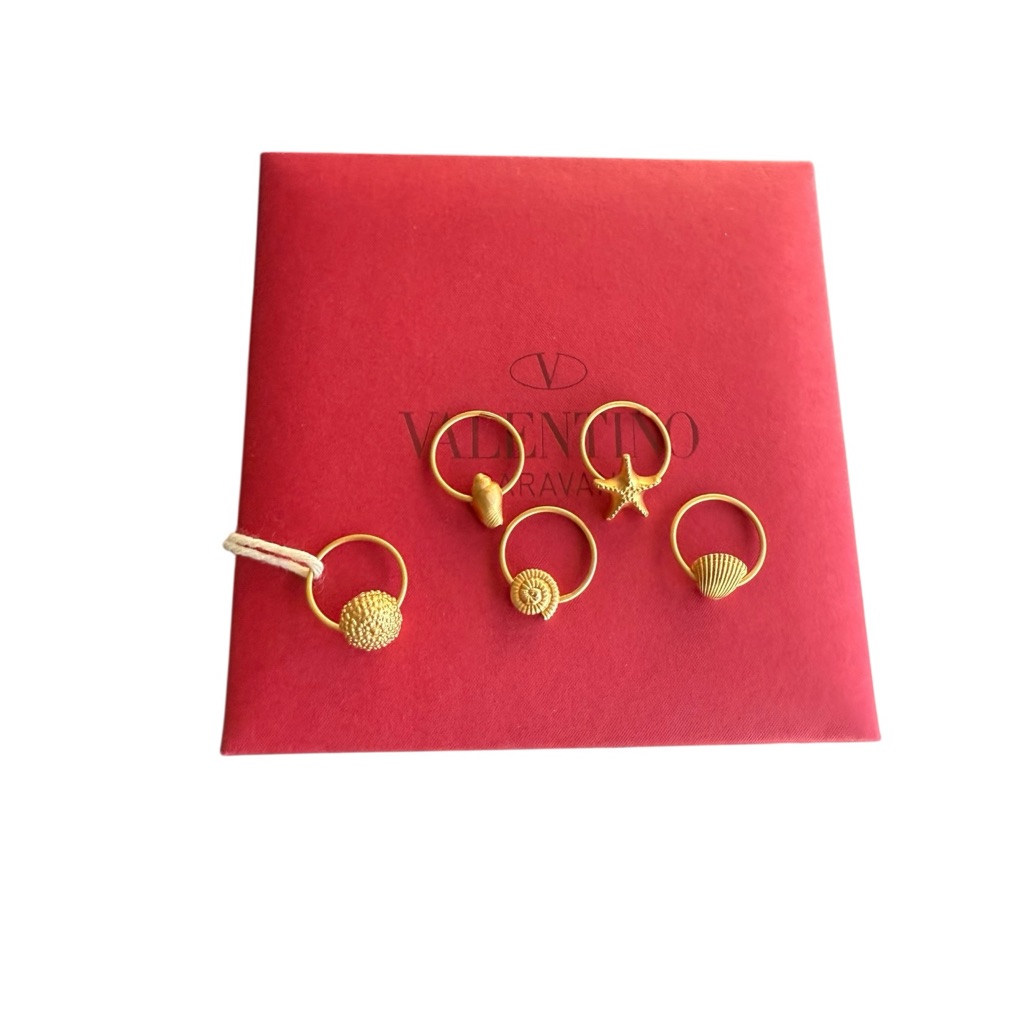 Valentino Garavani Gold Tone Seashell Five Ring Set Size It 11/Us 6